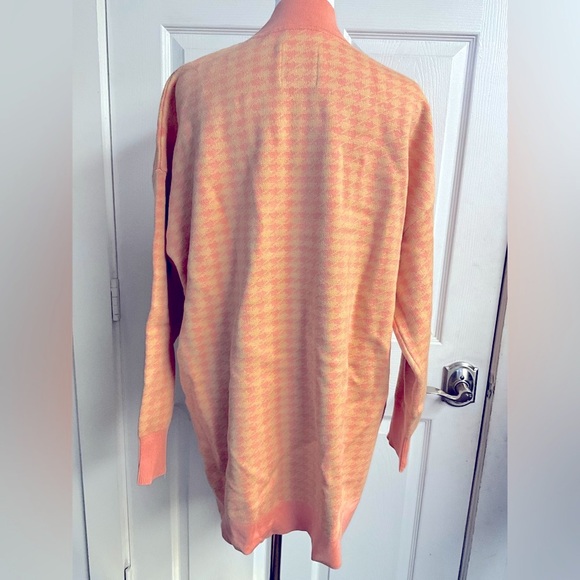 Dane Oversized Houndstooth Cardigan - Picture 3 of 6